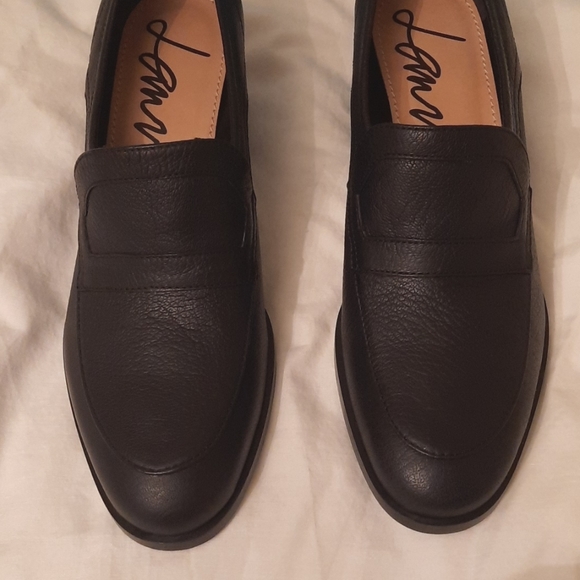NIB Lanvin black leather loafers. Size 37/7. Runs 1/2 size small. - Picture 10 of 11